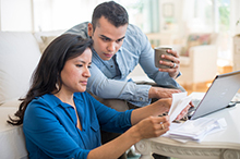 yours-mine-and-ours-handling-money-as-a-couple_220x146